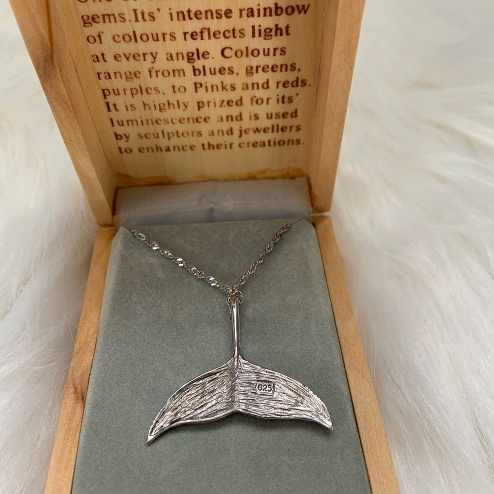 Sterling silver 925 Hawaiian Paua shell necklace whale tail. NEW! Hand made! Box - Picture 2 of 3